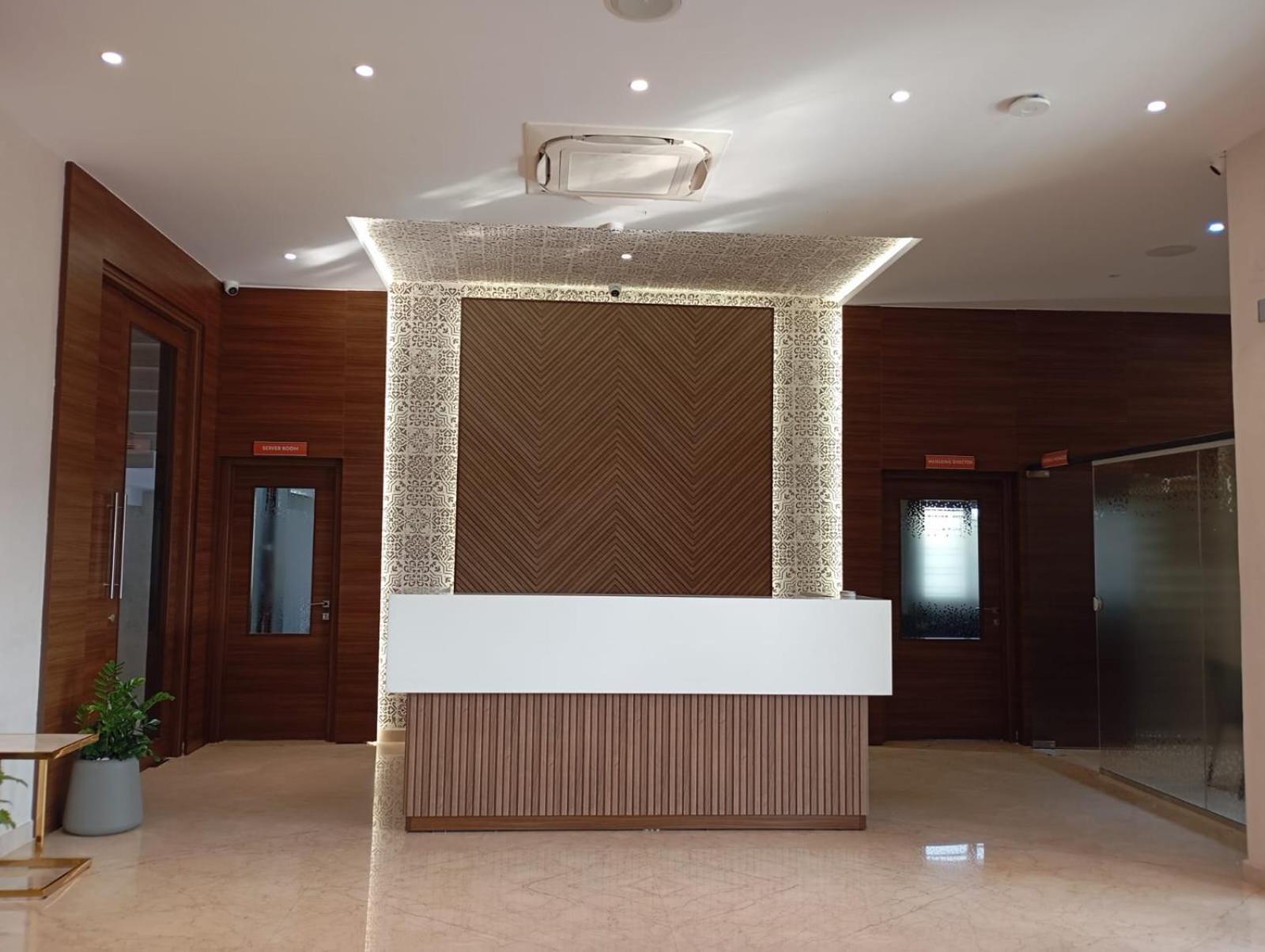 Highland Hotel 벵갈루루 외부 사진