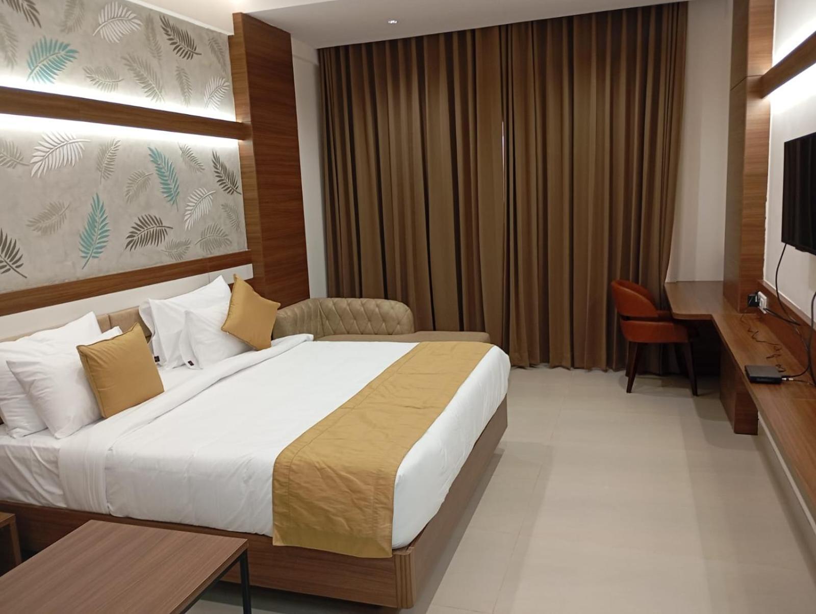 Highland Hotel 벵갈루루 외부 사진