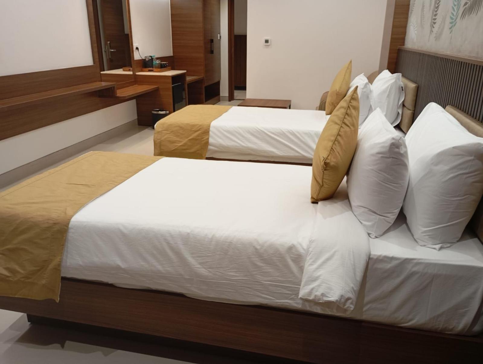 Highland Hotel 벵갈루루 외부 사진