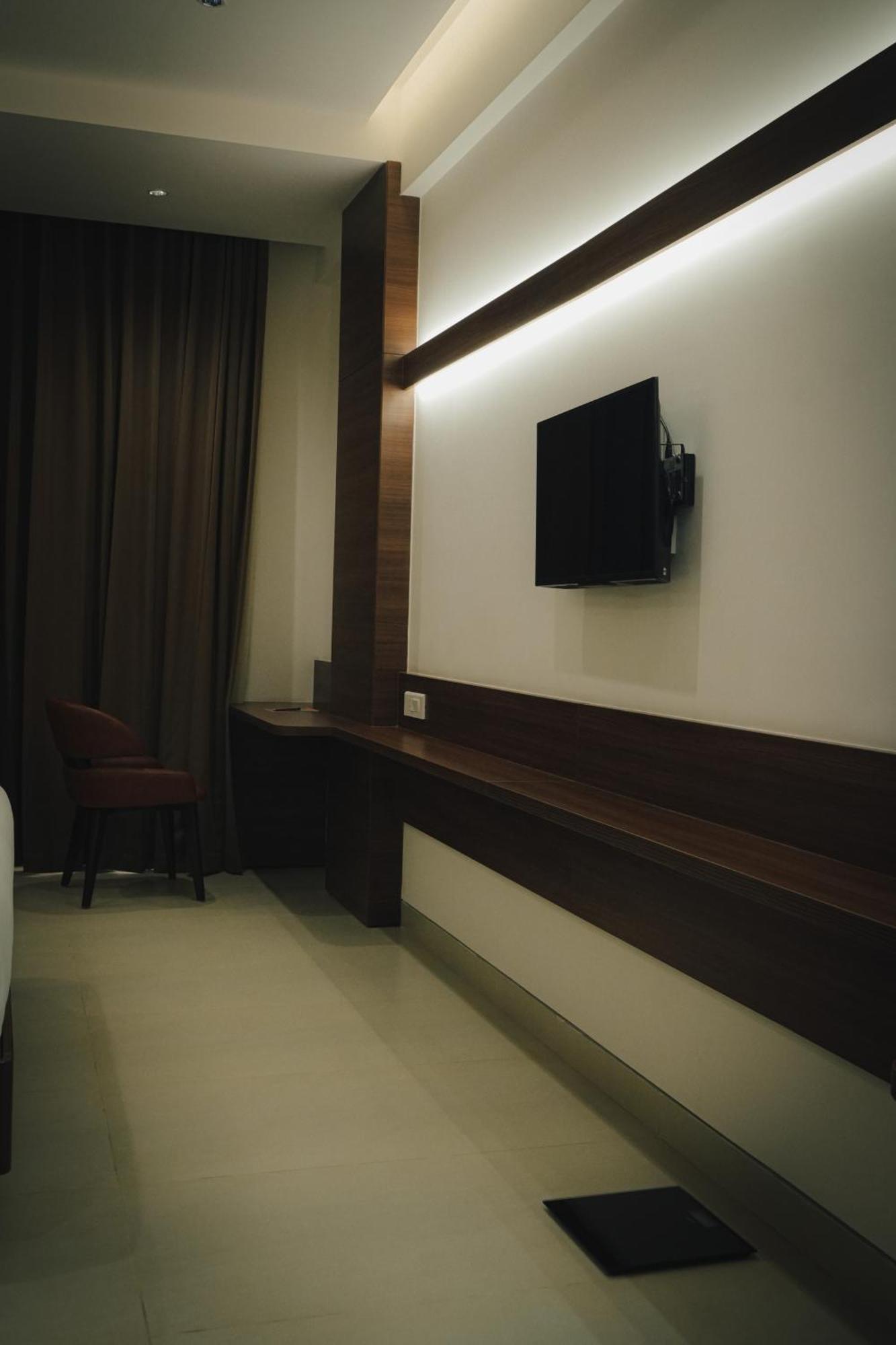 Highland Hotel 벵갈루루 외부 사진