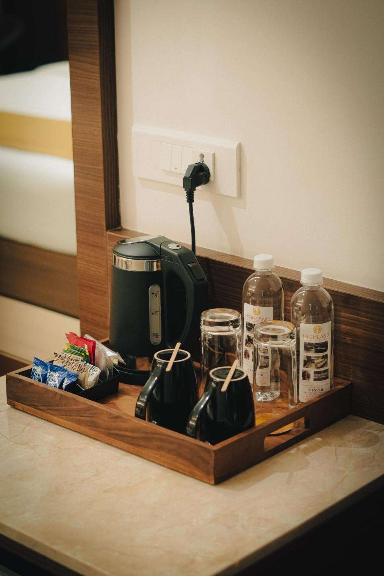 Highland Hotel 벵갈루루 외부 사진