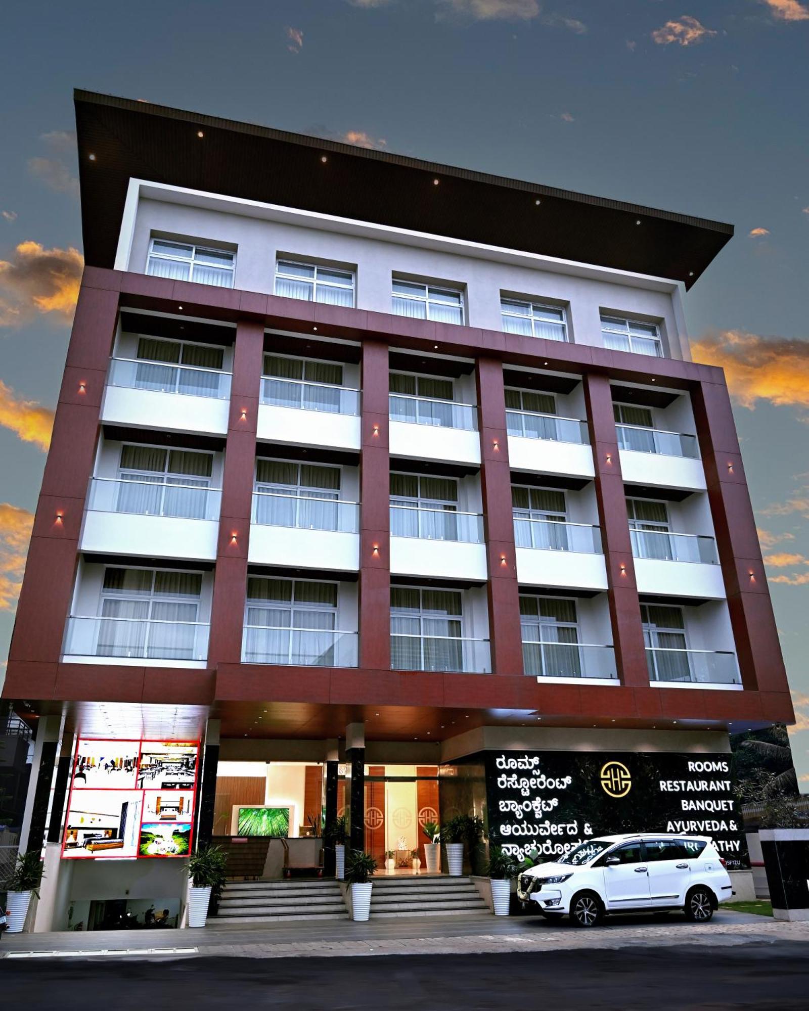 Highland Hotel 벵갈루루 외부 사진