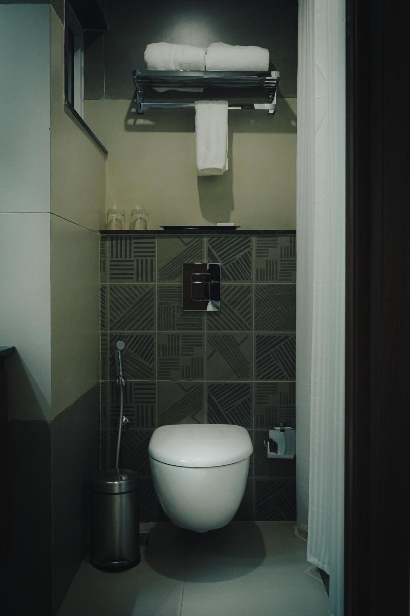 Highland Hotel 벵갈루루 외부 사진