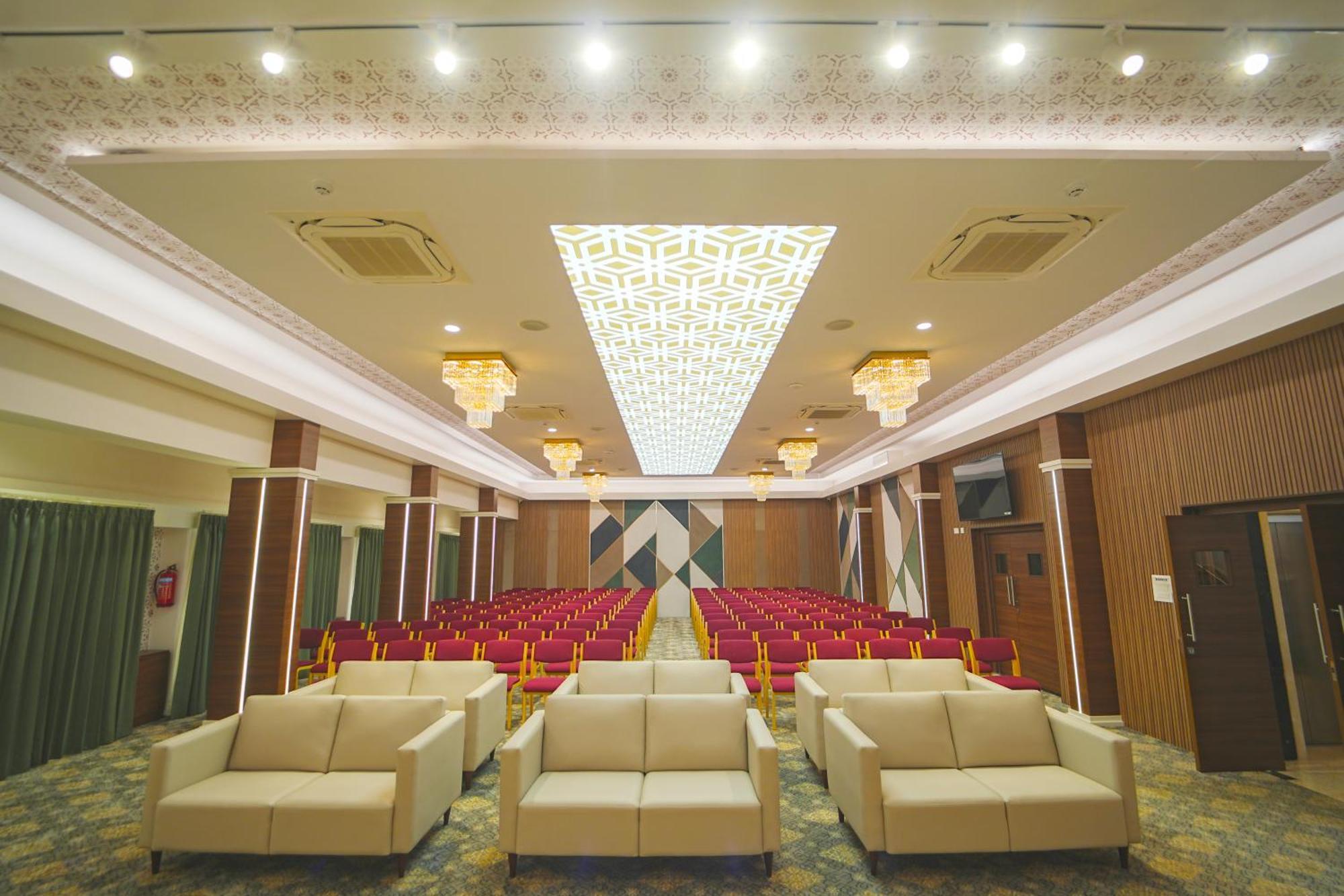 Highland Hotel 벵갈루루 외부 사진